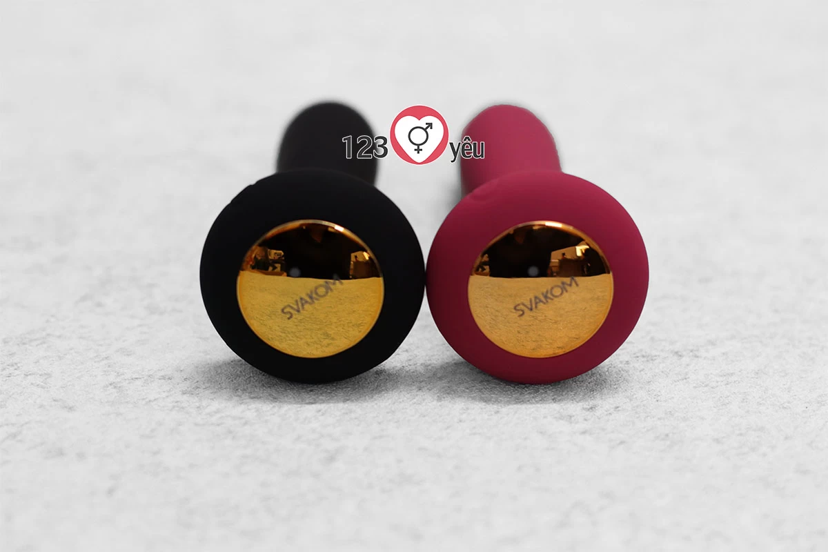 Dụng cụ kích thích h&acirc;̣u m&ocirc;n Svakom Primo phát nhi&ecirc;̣t pin sạc hàng USA