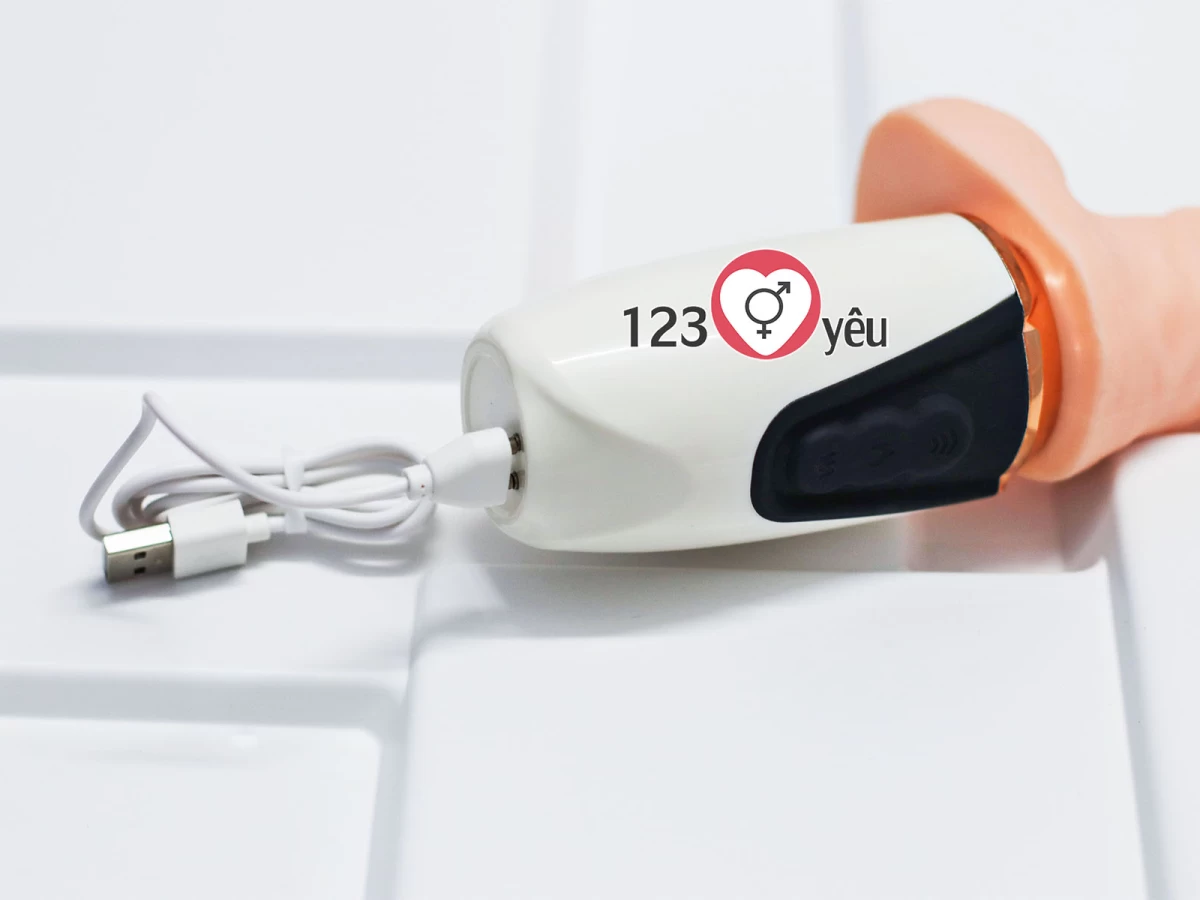 Dương v&acirc;̣t giả rung, thụt, phát nhi&ecirc;̣t Dibe nhi&ecirc;̀u ch&ecirc;́ đ&ocirc;̣ si&ecirc;u m&ecirc;̀m gi&ocirc;́ng th&acirc;̣t