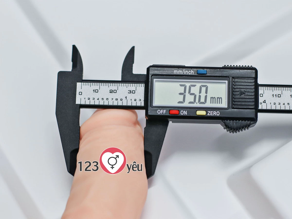 Dương v&acirc;̣t giả rung, thụt, phát nhi&ecirc;̣t Dibe nhi&ecirc;̀u ch&ecirc;́ đ&ocirc;̣ si&ecirc;u m&ecirc;̀m gi&ocirc;́ng th&acirc;̣t