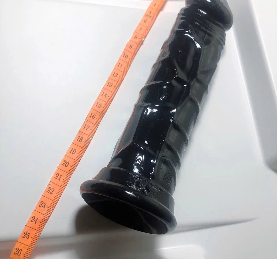 Dương vật giả c&oacute; đế da đen