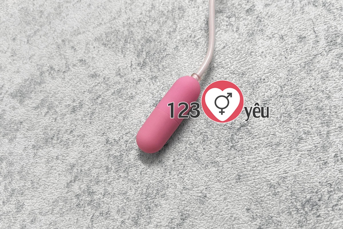 Trứng rung tình y&ecirc;u 1 đầu pin sạc 2