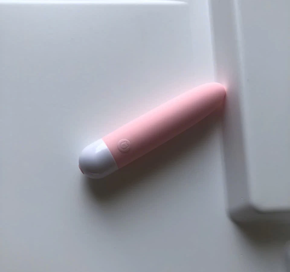 Trứng rung mini 10 chế độ rung mạnh mẽ