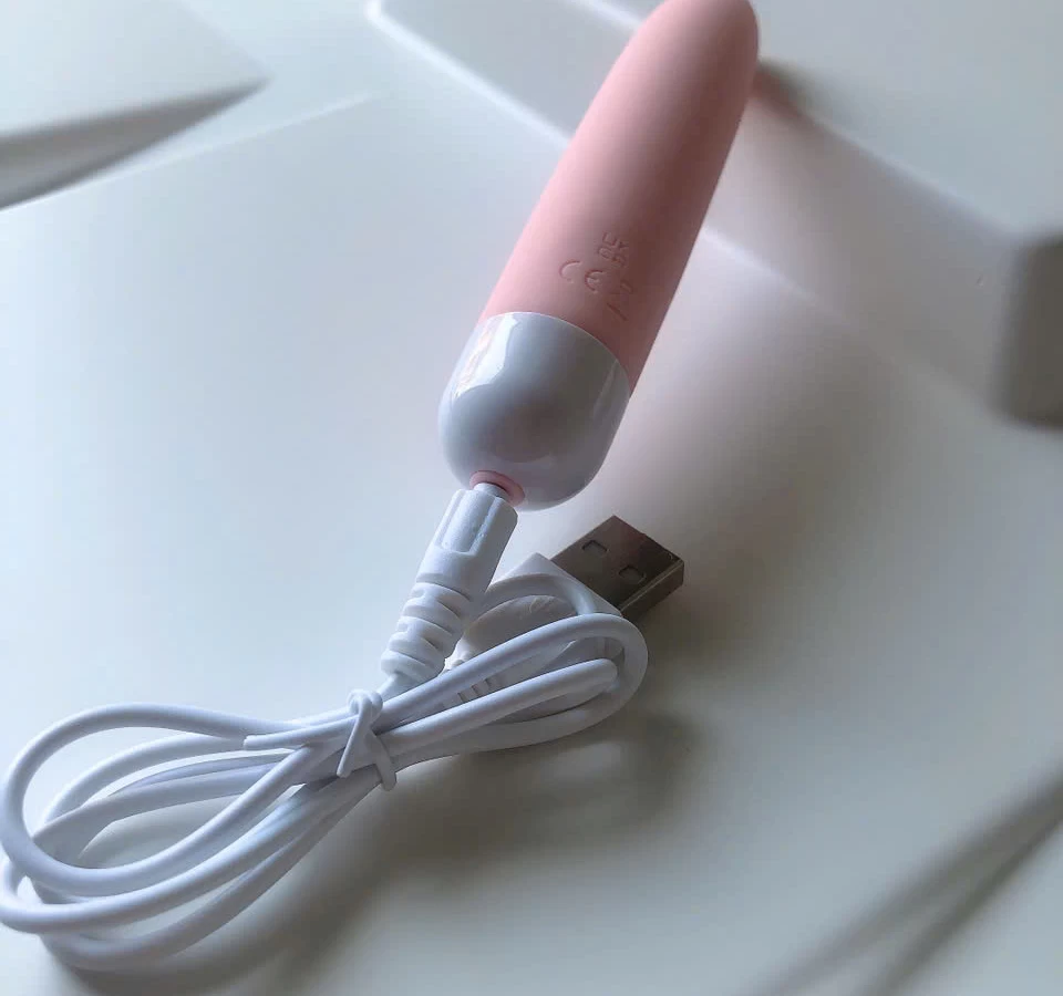 Trứng rung mini 10 chế độ rung mạnh mẽ