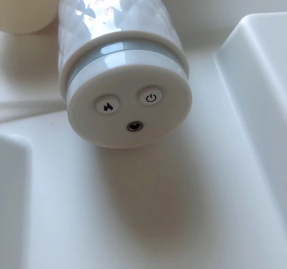 Dương v&acirc;̣t giả có đ&ecirc;́ rung thụt, phát nhi&ecirc;̣t đi&ecirc;̀u khi&ecirc;̉n từ xa