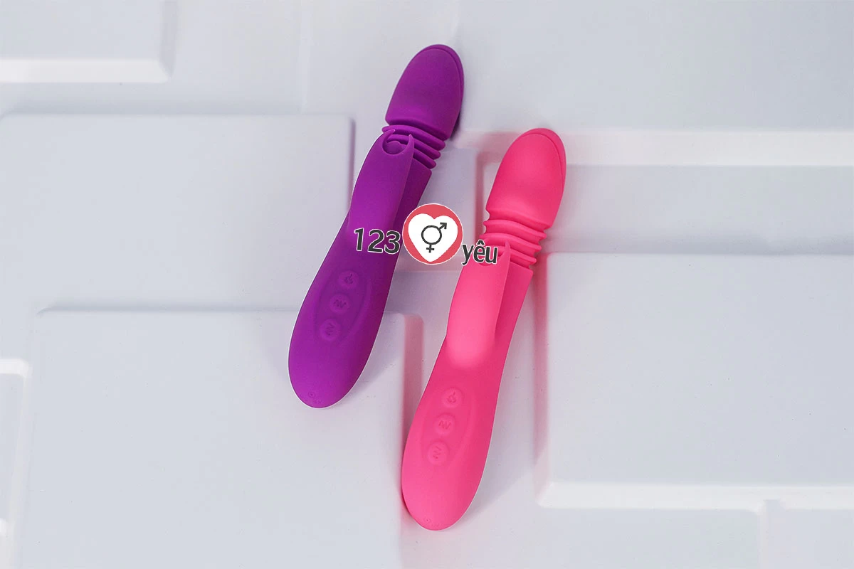 Dương vật giả rung thụt Ella Rod phát nhi&ecirc;̣t pin sạc