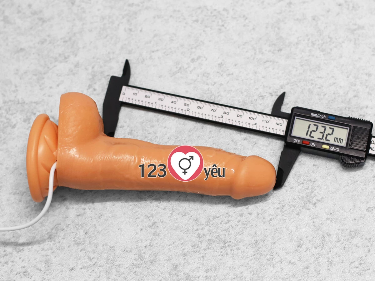 Dương v&acirc;̣t giả Fanala rung ngoáy, phát nhi&ecirc;̣t pin sạc