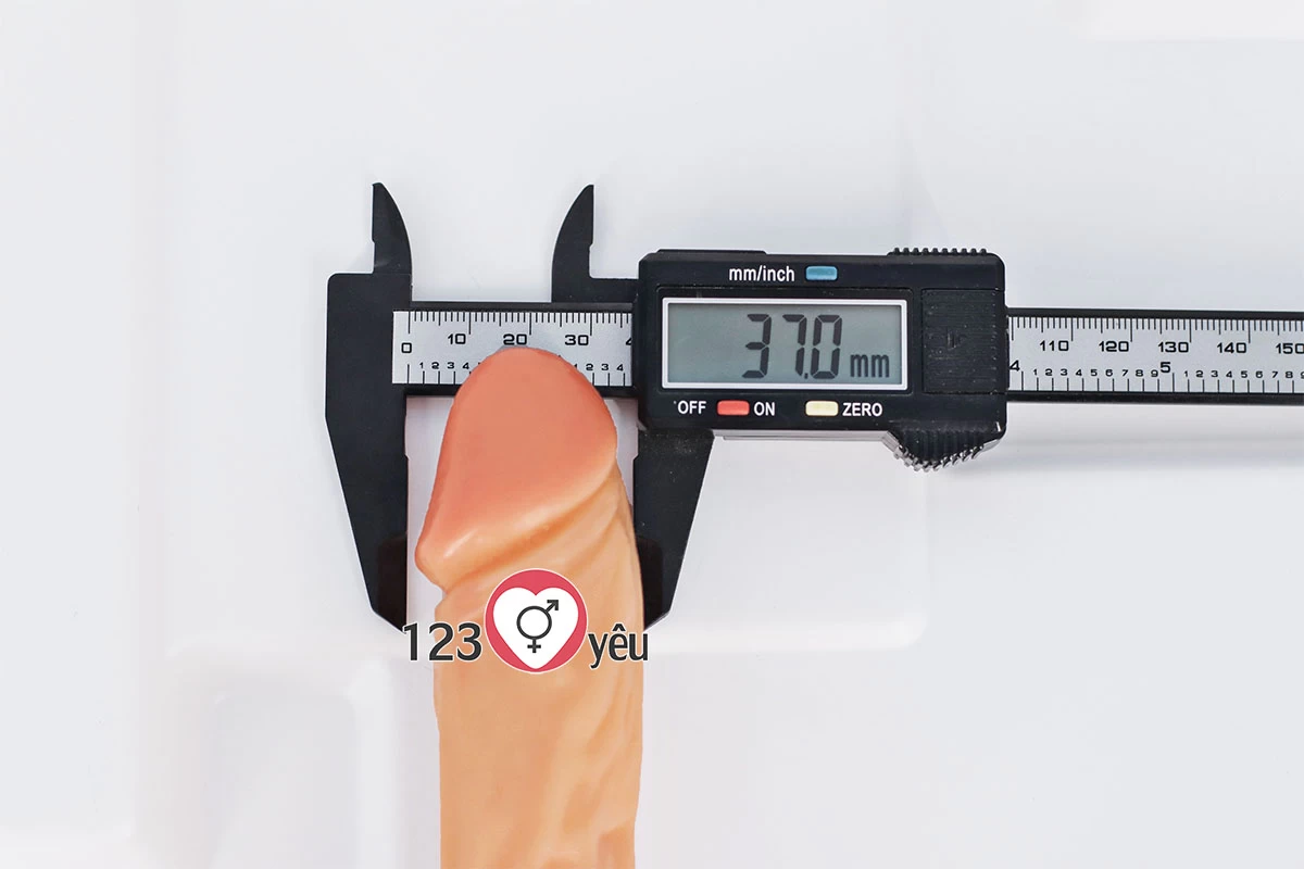 Dương vật g&acirc;n c&oacute; đế kh&ocirc;ng rung