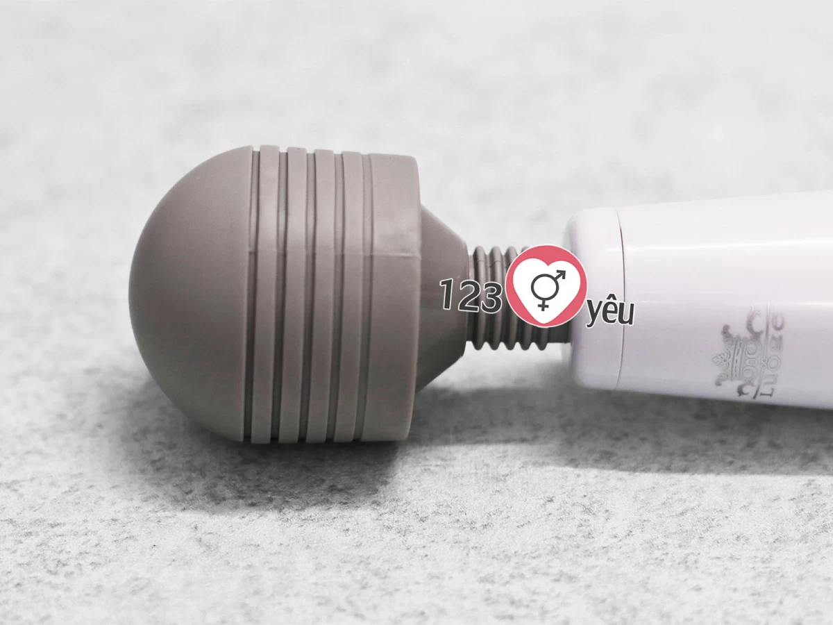 Máy mát xa đi&ecirc;̉m G LG810 cắm đi&ecirc;̣n rung mạnh