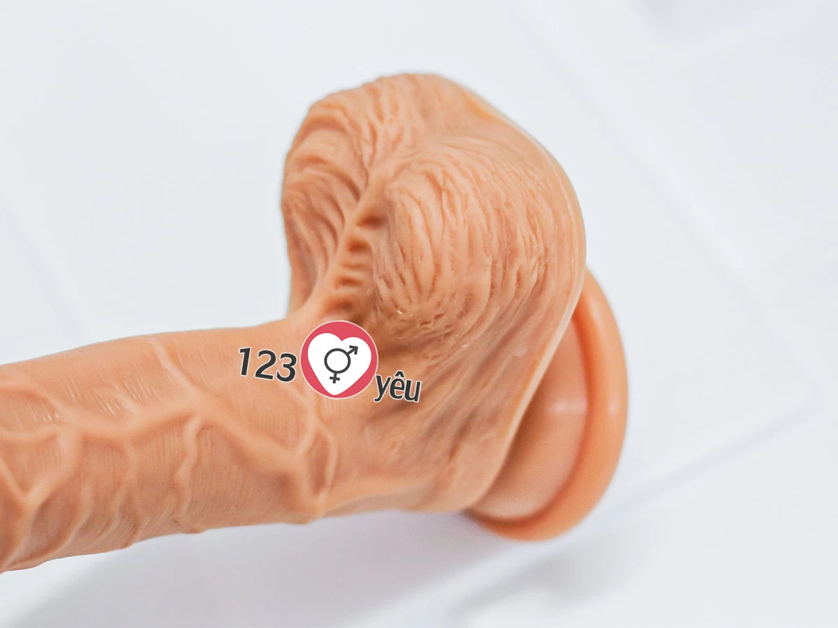 Dương vật giả c&oacute; đế Devil Yeain rung ngoáy cực mạnh