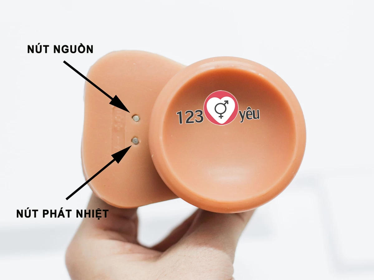 Dương vật giả c&oacute; đế Devil Yeain rung ngoáy cực mạnh