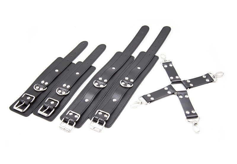 Bộ c&ograve;ng tay ch&acirc;n bạo d&acirc;m 7