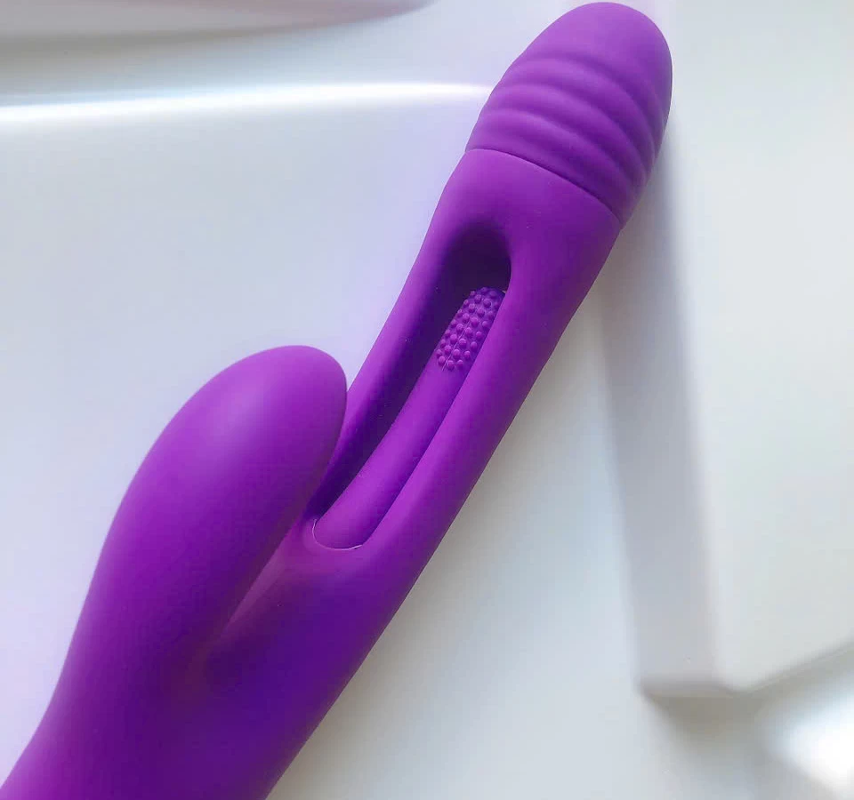 Dương vật giả rung đ&aacute; lưỡi k&iacute;ch th&iacute;ch điểm G