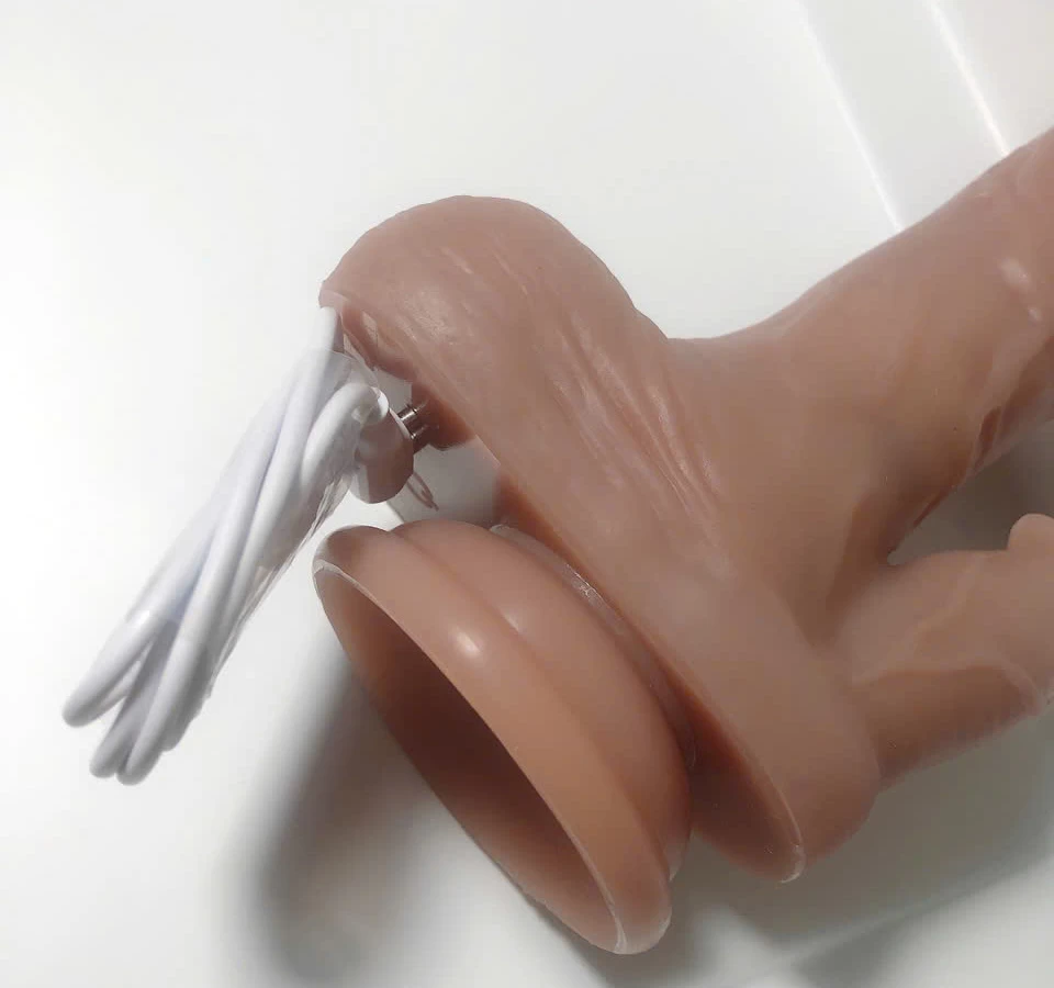 Dương vật giả 2 đầu rung ngo&aacute;y điều khiển từ xa nhỏ