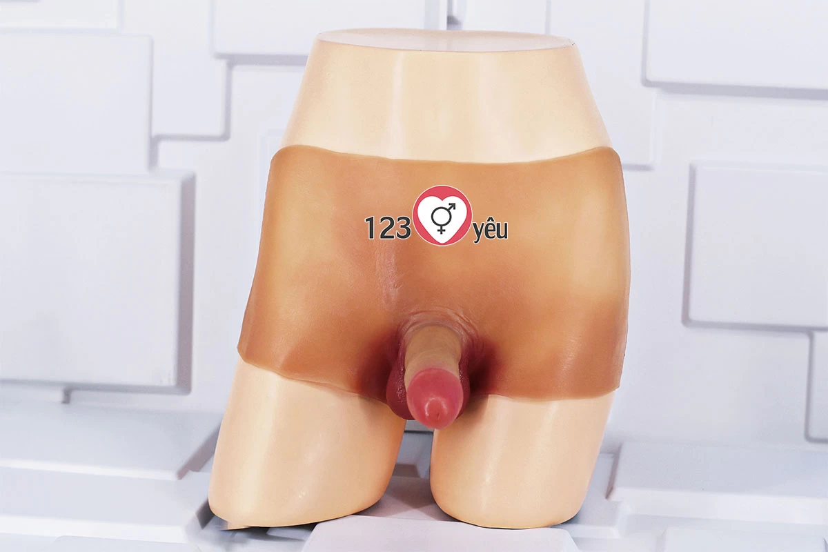 Quần silicon gắn dương vật giả si&ecirc;u mềm đặc ruột