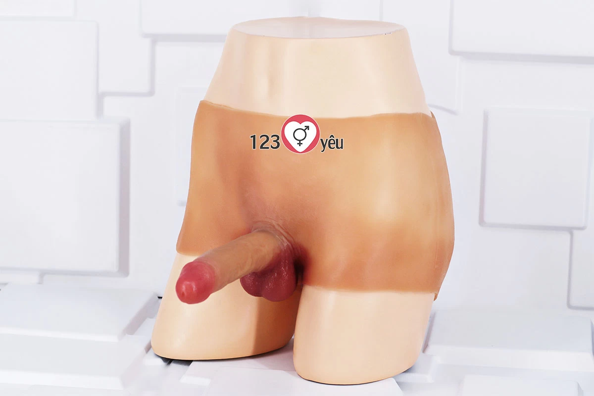 Quần silicon dương vật giả rỗng ruột