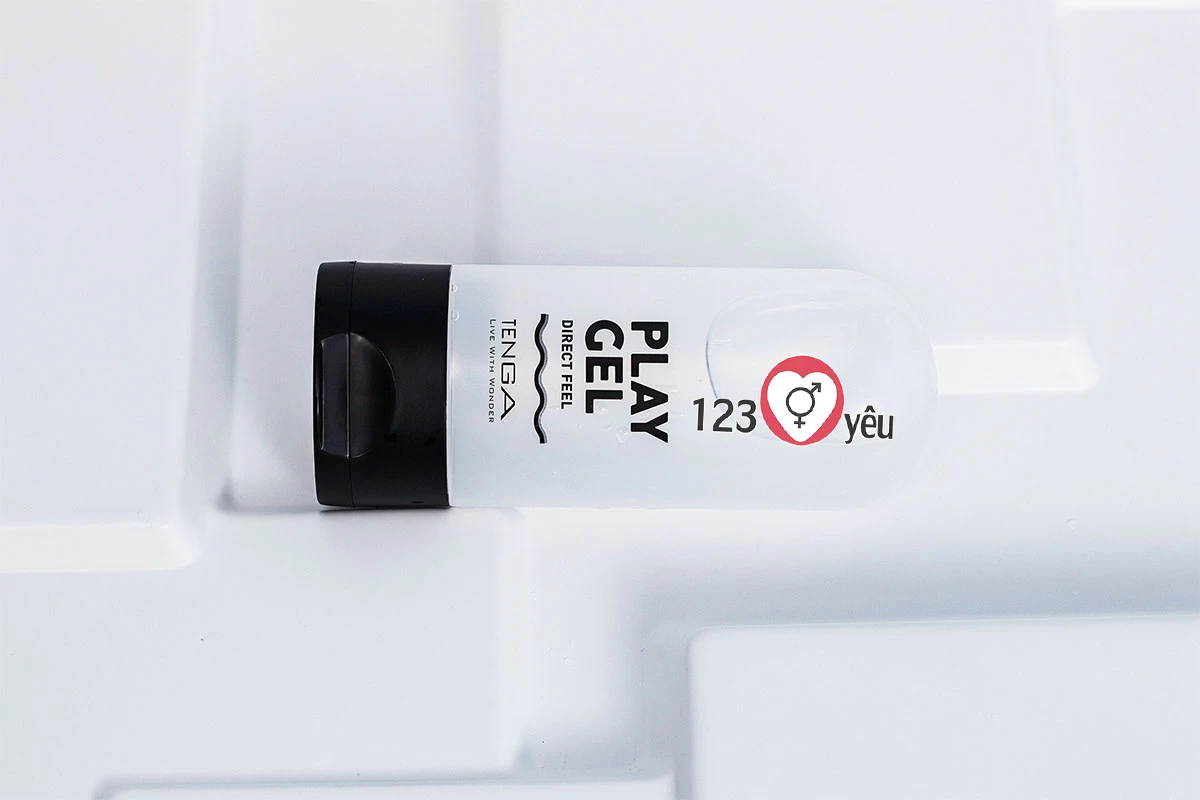 Gel b&ocirc;i trơn Tenga Play Gel gi&uacute;p tăng cảm gi&aacute;c mượt m&agrave;
