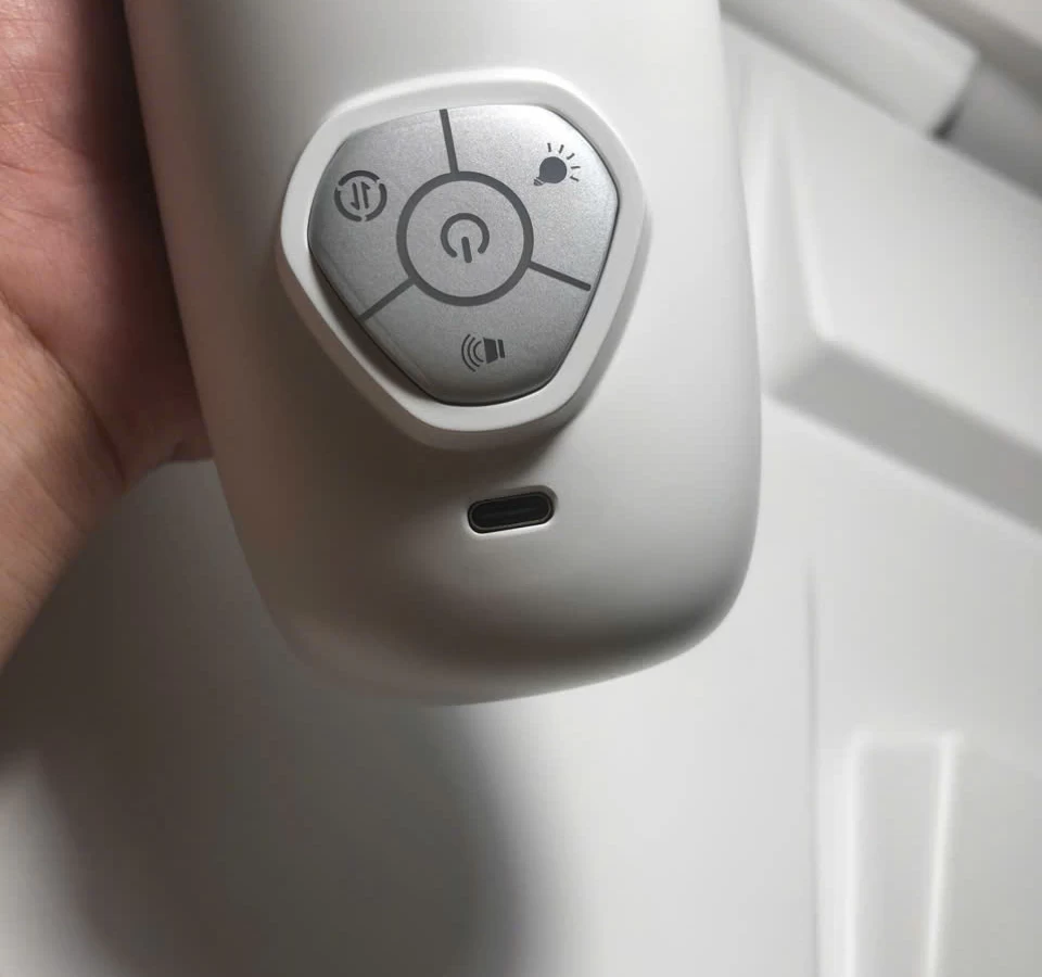 &Acirc;m đạo giả tự đ&ocirc;̣ng xoay - thụt- r&ecirc;n c&oacute; đ&egrave;n