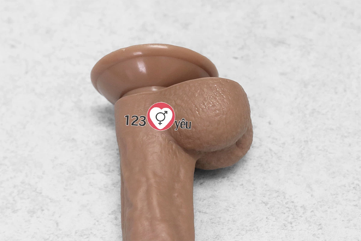 Dương vật giả c&oacute; đế da n&acirc;u si&ecirc;u mềm