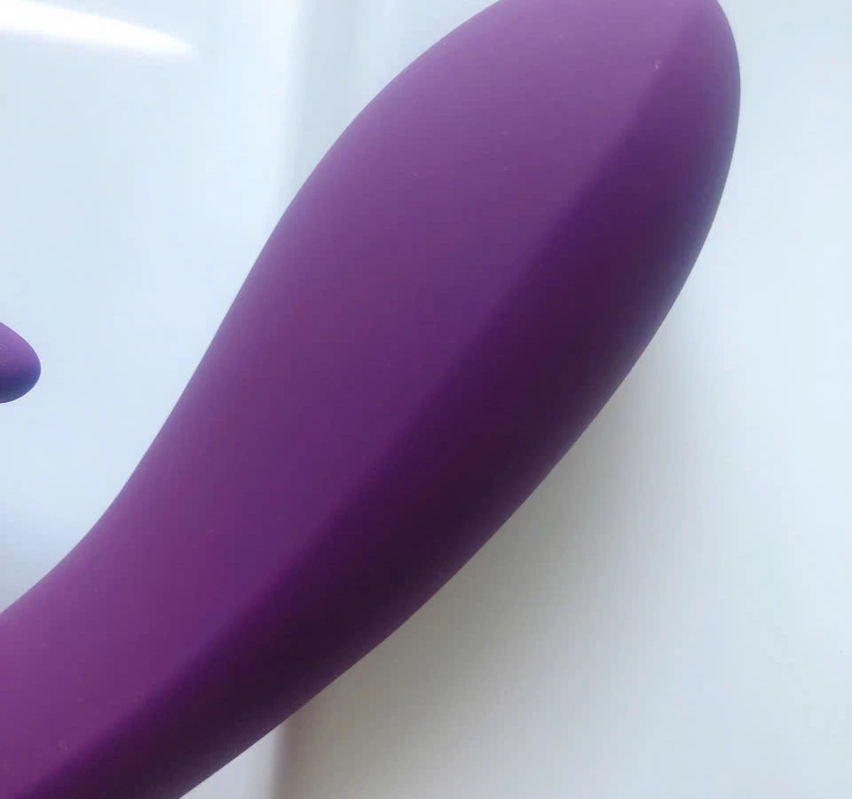 Dương vật 3 trong 1 rung h&uacute;t đ&aacute; lưỡi độc đ&aacute;o