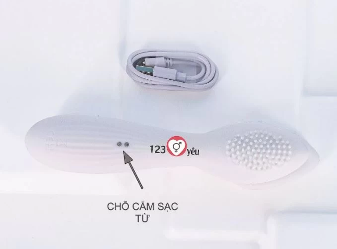 M&aacute;y m&aacute;t xa &acirc;m đạo YEAIN Scent Wave với c&ocirc;ng nghệ h&uacute;t v&agrave; rung đỉnh cao
