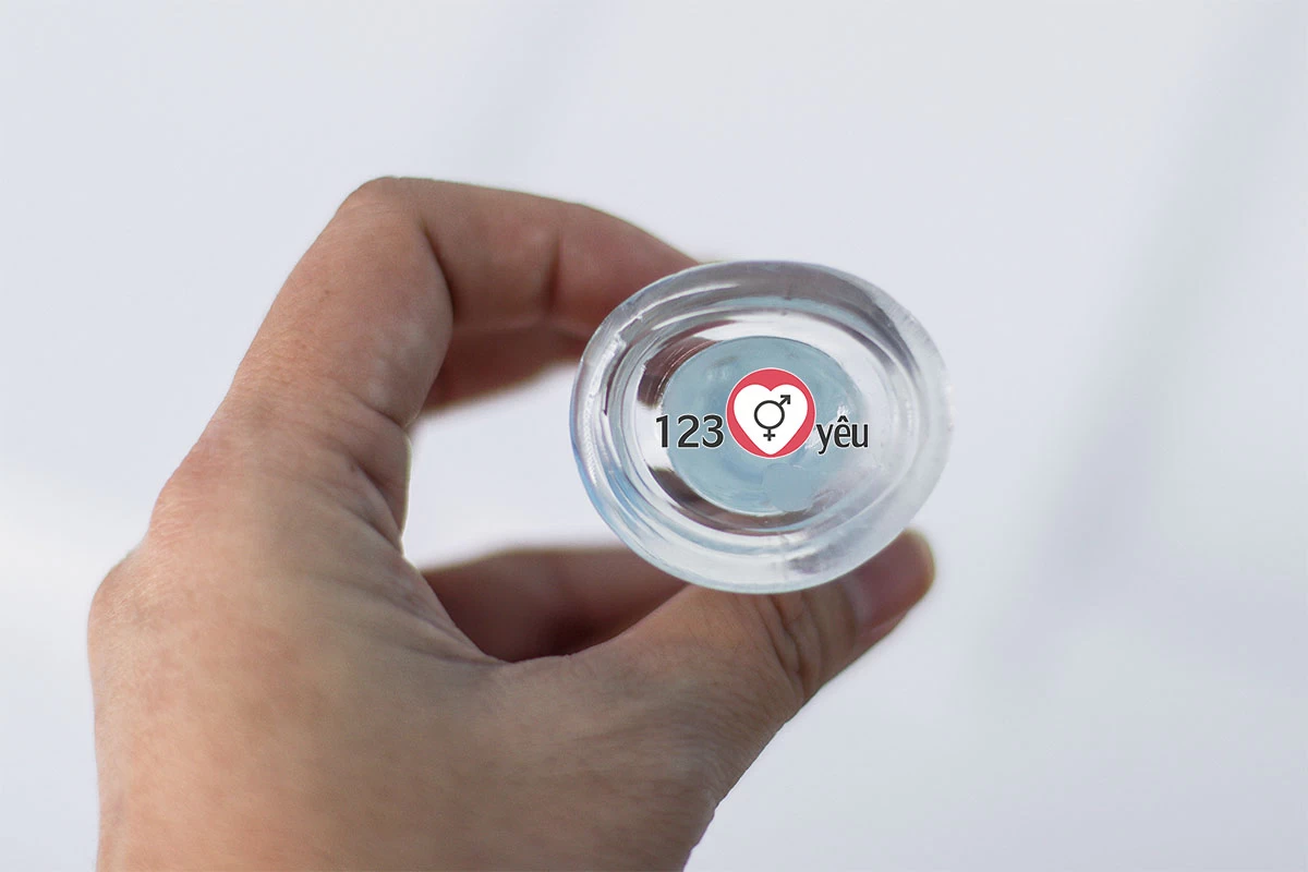 Dương vật giả c&oacute; đế trong suốt cực sướng size nhỏ