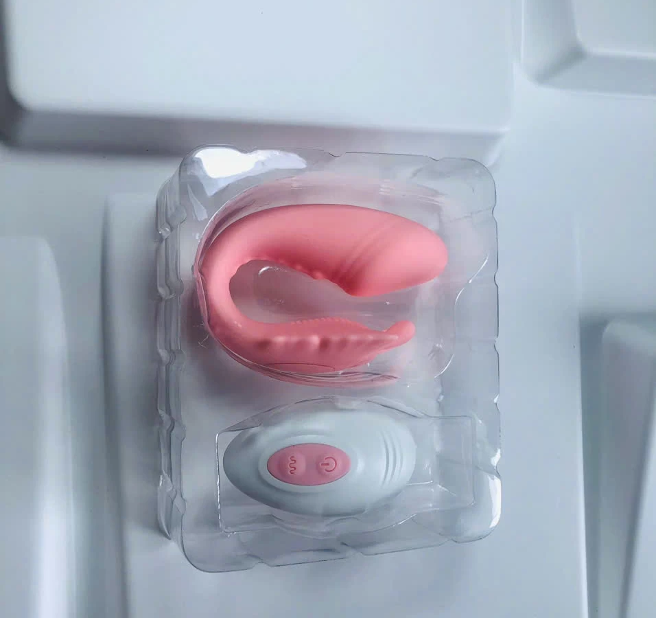 Máy mát xa đi&ecirc;̉m G quần n&oacute;t Jumping h&igrave;nh bướm