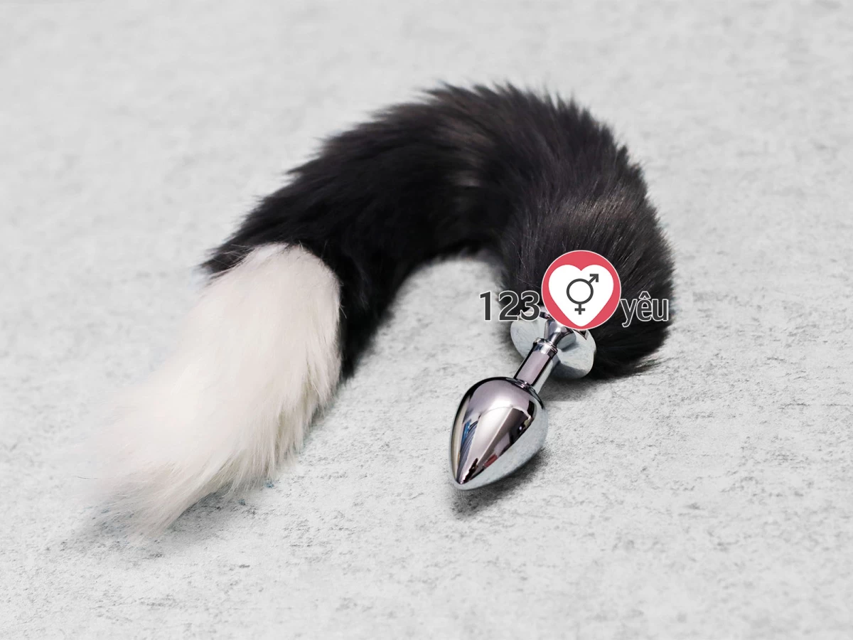 Đồ chơi k&iacute;ch hậu đu&ocirc;i c&aacute;o x&aacute;m trắng