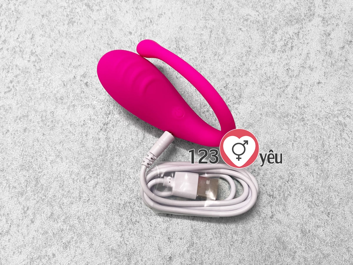 Trứng rung t&igrave;nh y&ecirc;u tinh tr&ugrave;ng pin sạc điều khiển từ xa