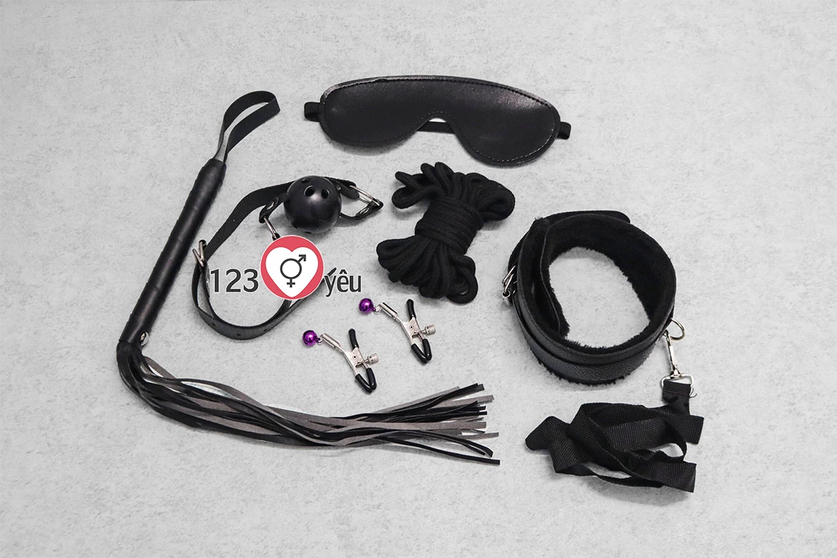 Bộ đồ chơi bạo d&acirc;m da đen 10 m&oacute;n VIP