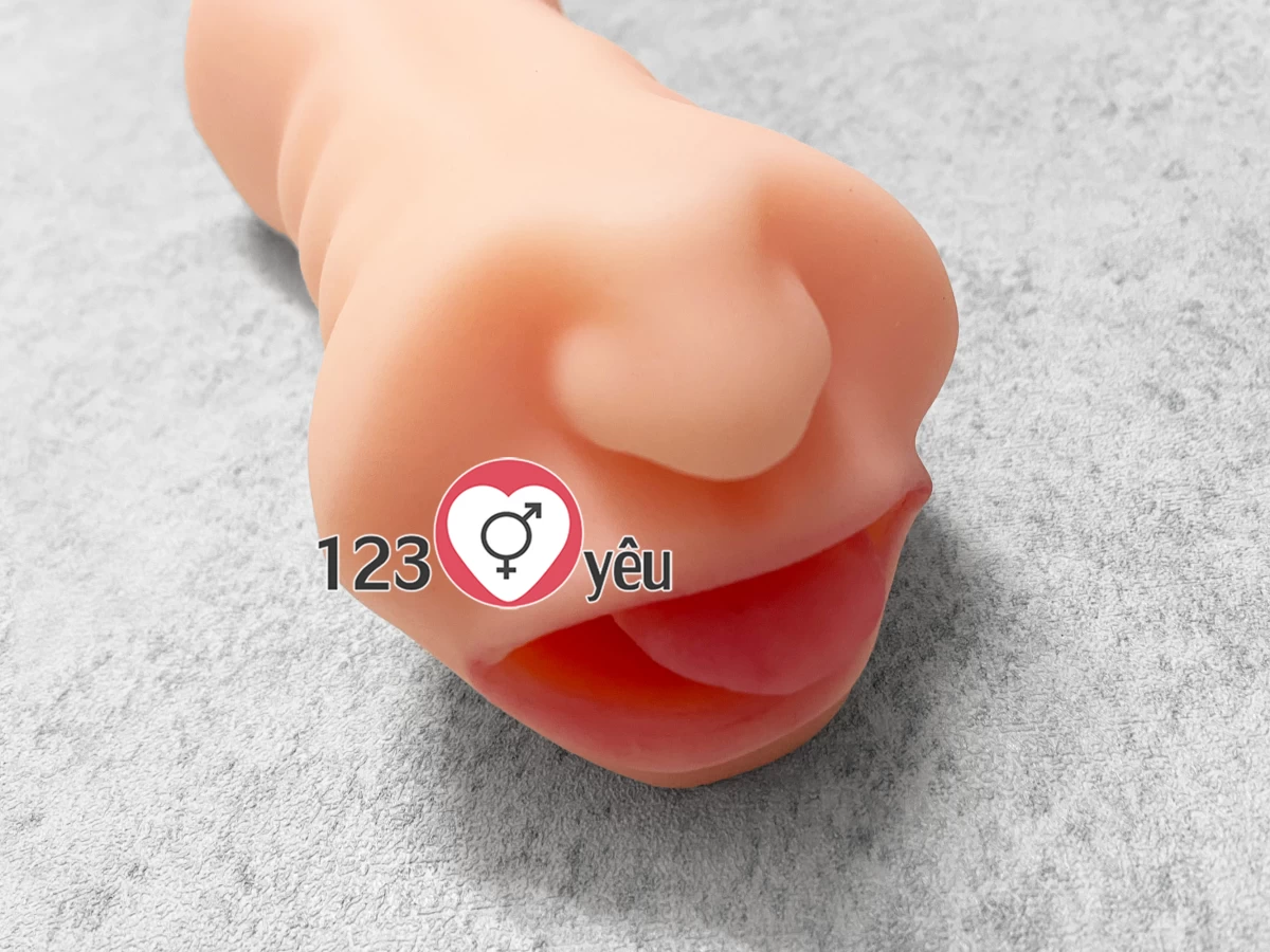 Mi&ecirc;̣ng giả bú mút dương v&acirc;̣t Oral sex Shequ