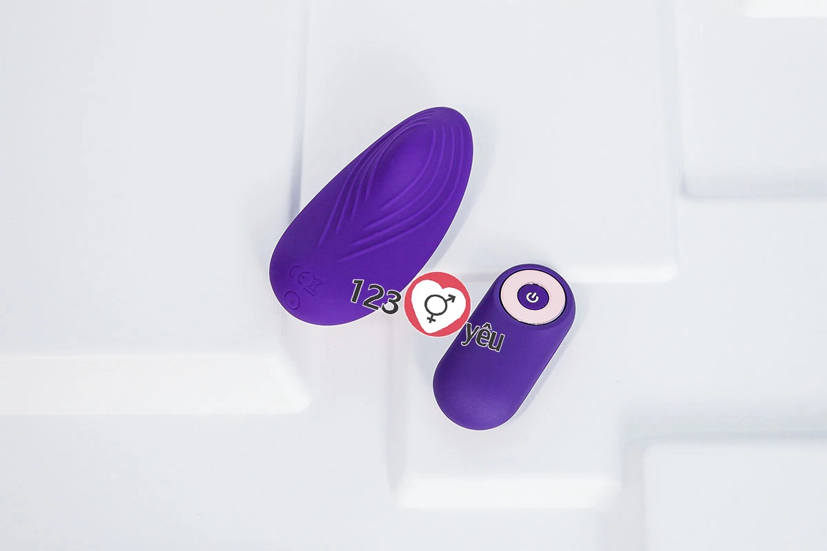 Lưỡi liếm rung k&iacute;ch th&iacute;ch điểm G Panty Vibe
