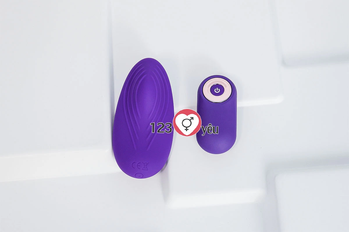 Lưỡi liếm rung k&iacute;ch th&iacute;ch điểm G Panty Vibe