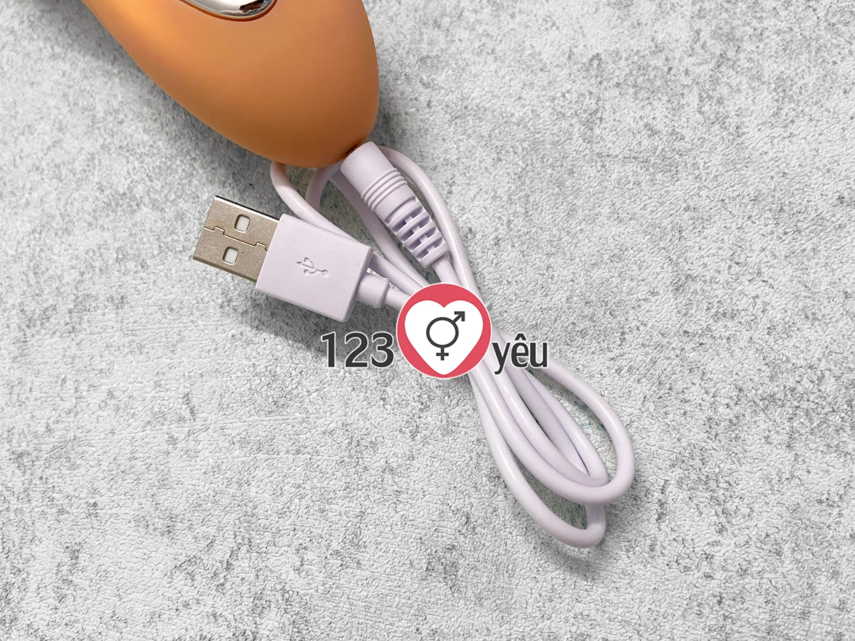 Dương vật giả Intense rung thụt, ph&aacute;t nhiệt 42 độ